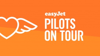 « Pilots on Tour », easyJet lance le partenariat Elles bougent dans un collège parisien